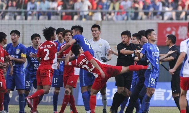 中国足坛将再掀打击丑恶现象风暴,足坛十大恶性事件