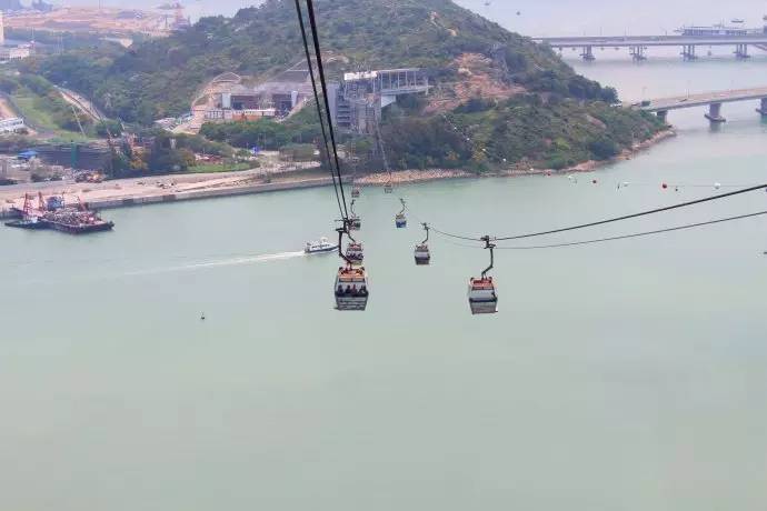 妈妈咪咪嘉年华的欢乐体验和香港郊区的生态怡然之旅