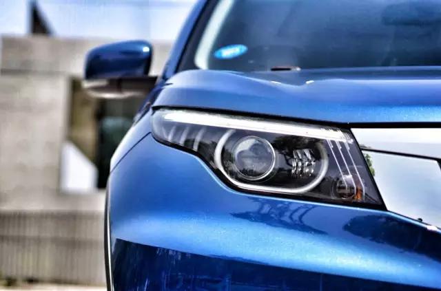 观致5感觉起步太重了,观致5乘坐空间