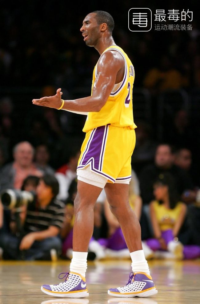 科比生涯球衣回顾,科比生涯最后一战球鞋