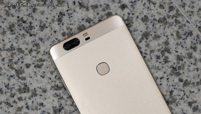 旗舰手机性能评测,荣耀v8全面测评