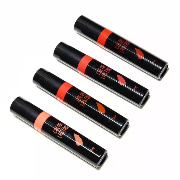 挑一款女王气Max的大红色的唇膏！