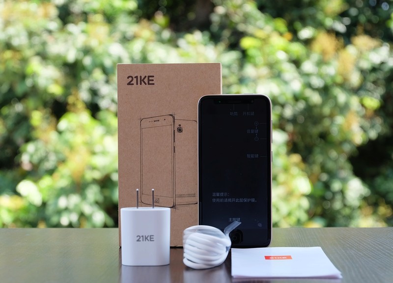 圆润*轻薄爱不释手---体验最美老人机21克M3手机