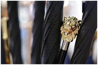 下雨用的大雨伞,下雨专用伞