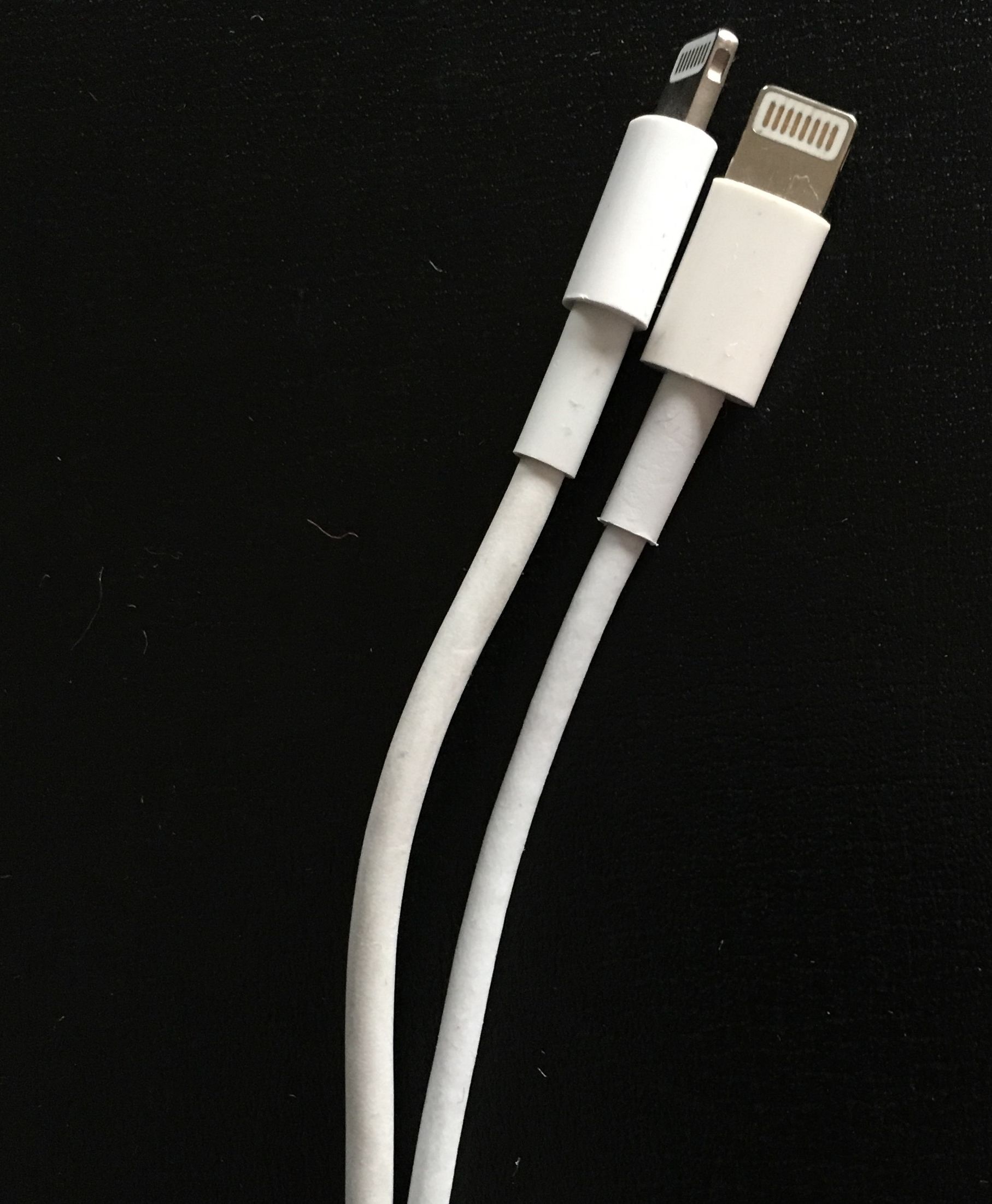 批发苹果充电器,正品苹果充电器和仿品