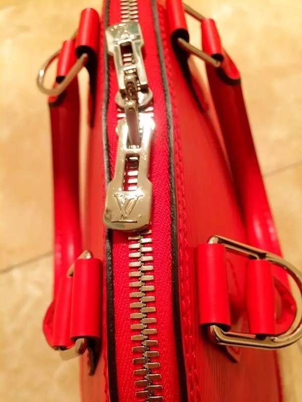 奢侈品包包武汉商场,武汉买奢侈品包