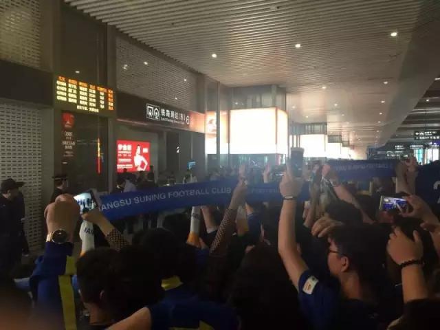 南京南站震撼感极强的视频,南京南震撼视频