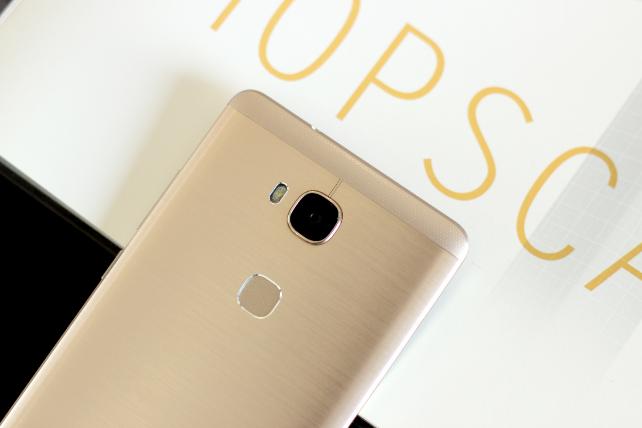 斩获1000元-1500元销冠荣耀畅玩5X评测