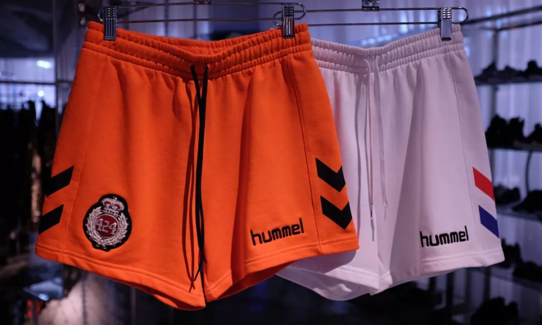 潮流｜424Fairfax赶山足球大势？携手hummel构造主题系列