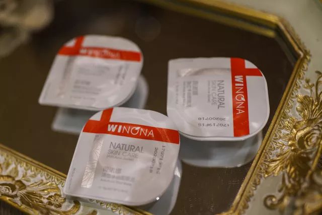 使用报告｜工作日的夜晚，敷一片面膜再休息吧