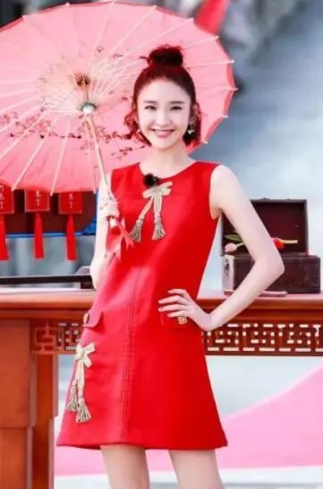 没有礼服的年会,没礼服怎么办