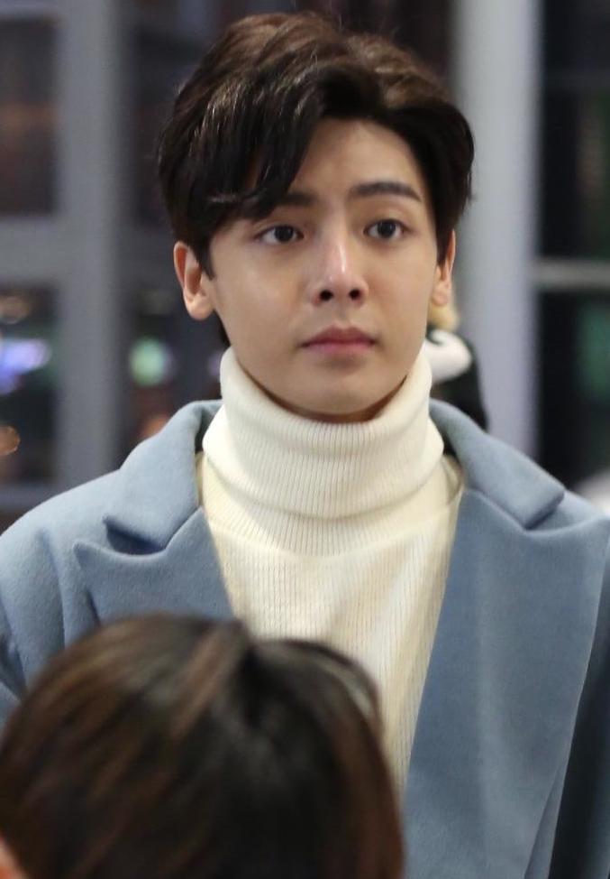 侯明昊白敬亭合照,白敬亭范丞丞黄明昊侯明昊的综艺