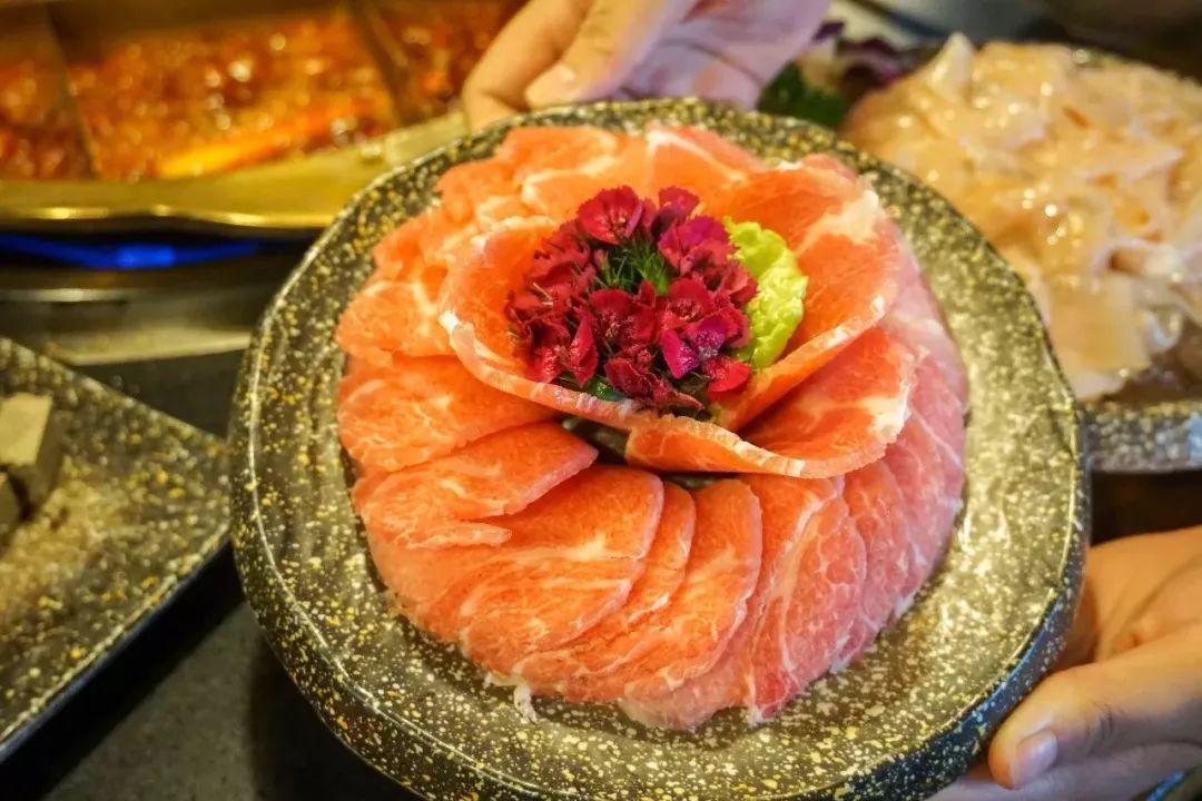 重庆火锅前十强十大必点菜,冬天重庆南山火锅推荐