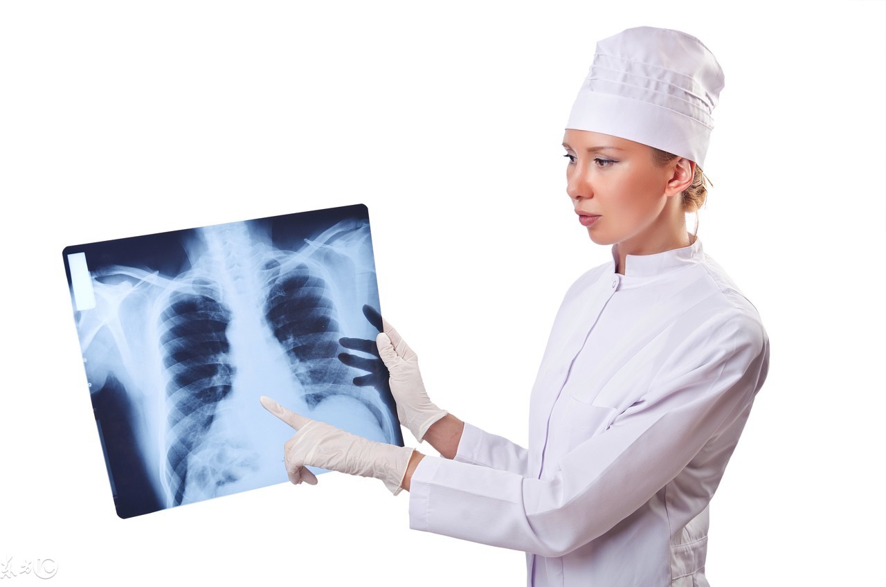 癌症晚期有钱人怎么治,癌症晚期该不该花钱治