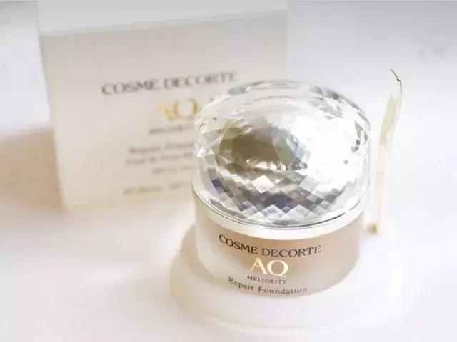 今年最火不脱妆粉底液第一名,2020最火干皮粉底排名