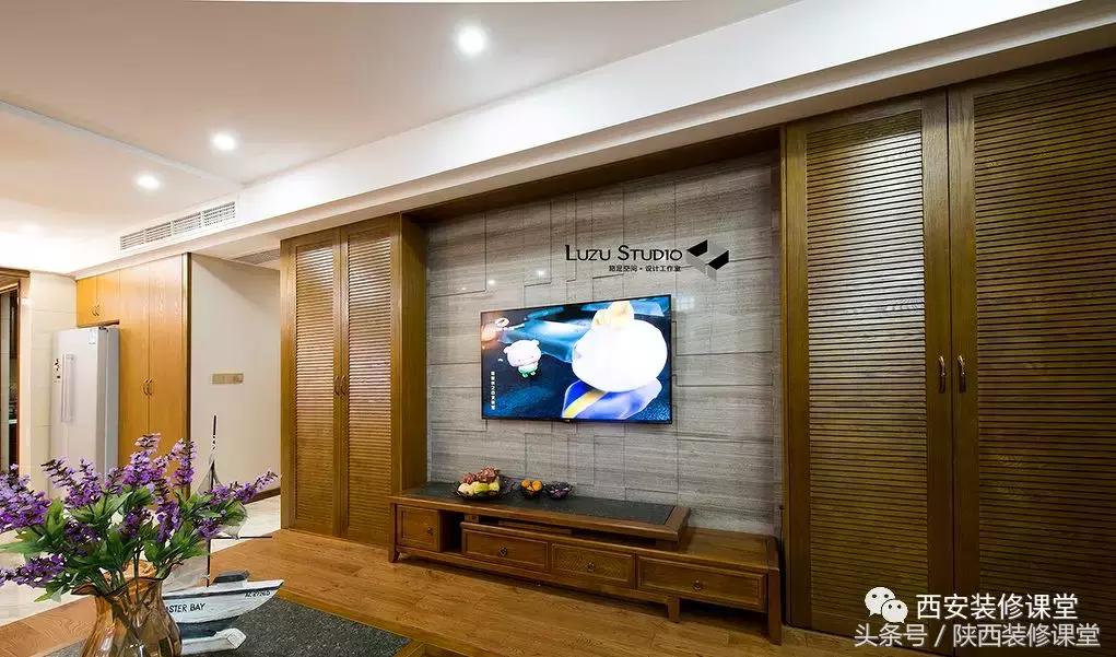 电视墙有门怎么处理,电视墙有门怎么办好