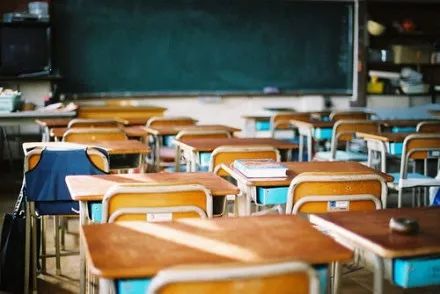 「词风雅韵」风拂青草｜柔柔细语总关情