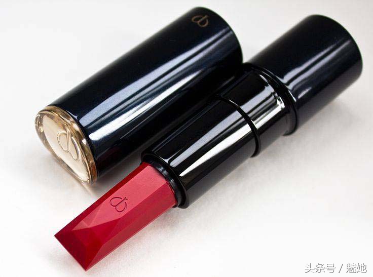 兰蔻黄皮显白口红秋冬,秋冬最好看的口红色号推荐