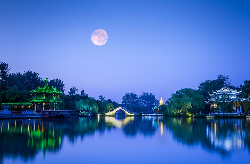 与君共赏意境高远优美的诗句,与千里共婵娟有关的诗词