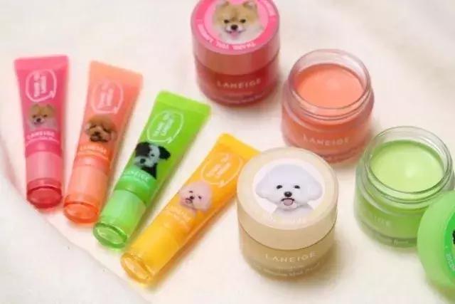 听说除了辣眼睛的狗年限定，还有这些萌到让人控制不住双手的……