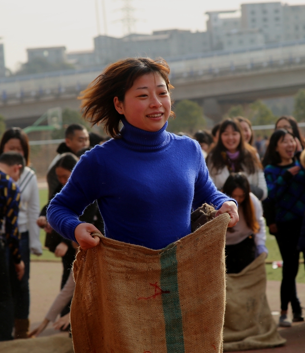 考完试学校放假,绵阳实验高级中学2021级运动会