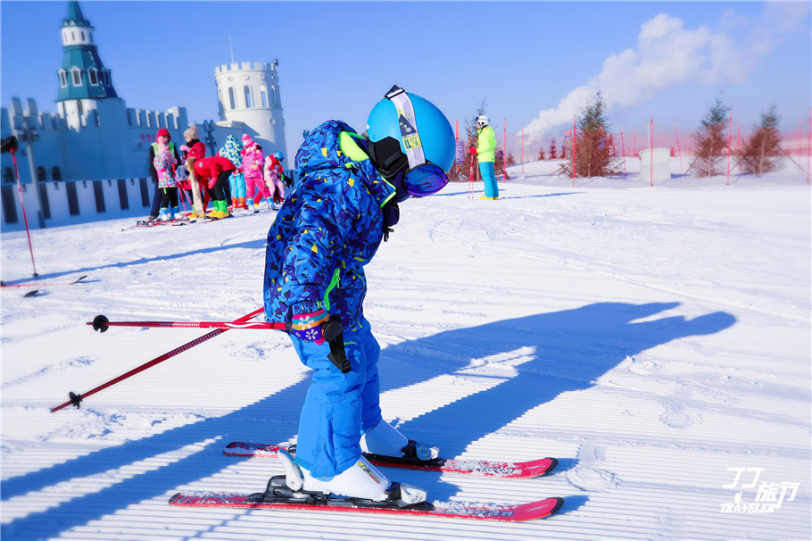 想一想雪花还会飘到哪里,就像童话世界一样的雪景
