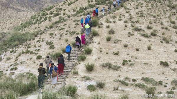 九层妖塔墓纪实,九层妖塔原型古墓出土大量金银器