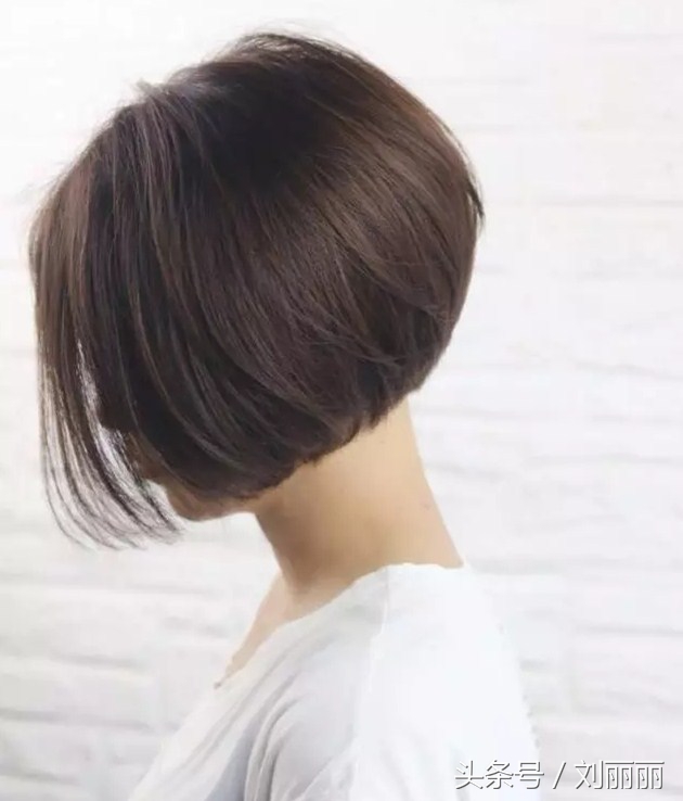 沙宣立体内扣短发型,好看的沙宣短发型