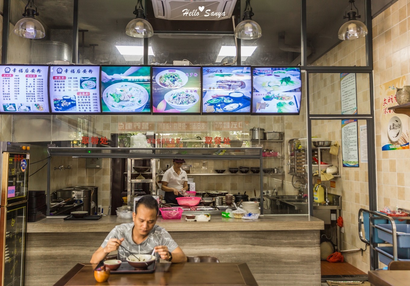 吃货们的福利，春节来三亚，墙裂推荐的特色美食全攻略