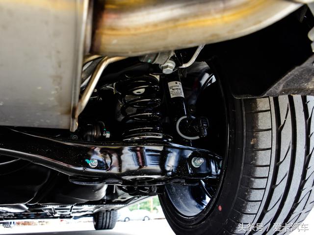 现在最值得入手的两厢车,动力强劲操控好两厢车推荐