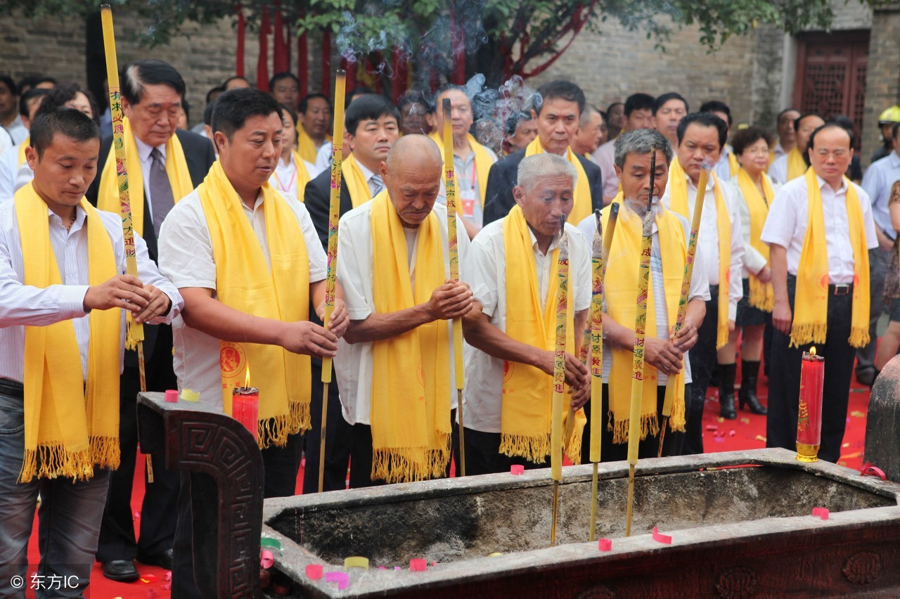 追查神医喜来乐原型，解密壹刻明洗眼仙方！