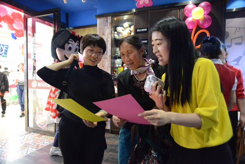 惊叹发生了什么？大人小孩都聚到了银川这家店！