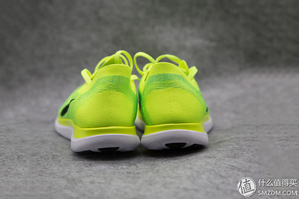 耐克骚粉篮球鞋400元以下,nike第二双鞋