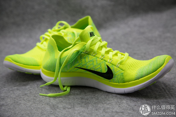 耐克骚粉篮球鞋400元以下,nike第二双鞋