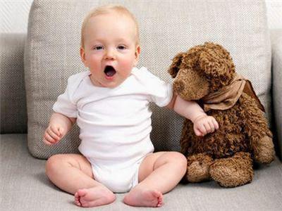 2个月婴儿放屁很臭是什么原因,婴儿放屁多是什么原因