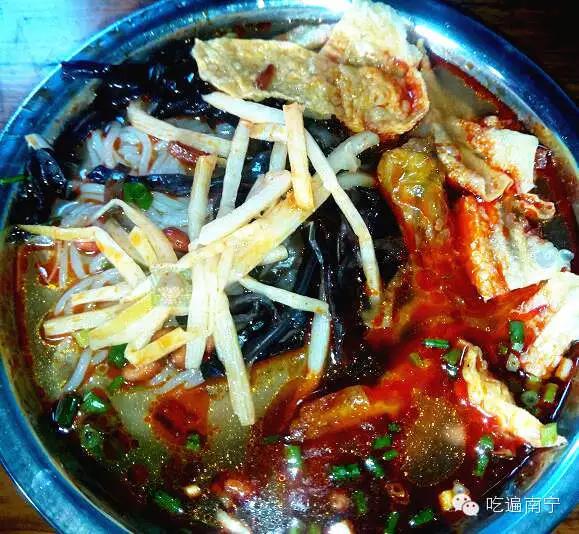 带你吃很多螺蛳粉,南宁好吃的螺蛳粉推荐最新