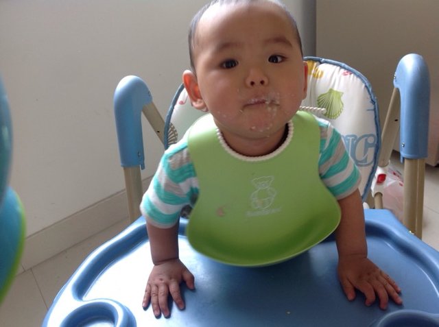 添加辅食必备工具,6个月辅食工具必买清单