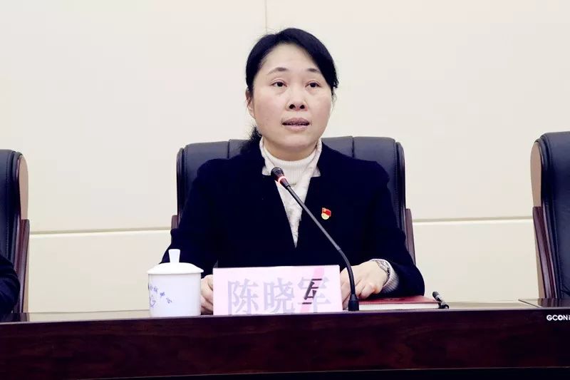 发放两癌救助金妇联行动传递温暖,两癌救助金慰问工作