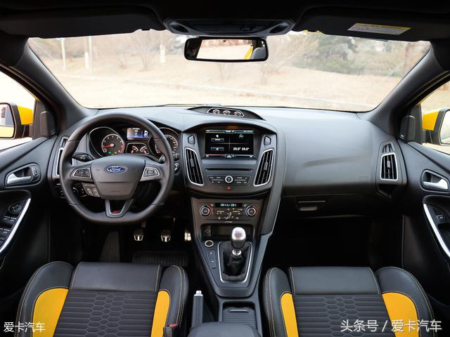 现在最值得入手的两厢车,动力强劲操控好两厢车推荐