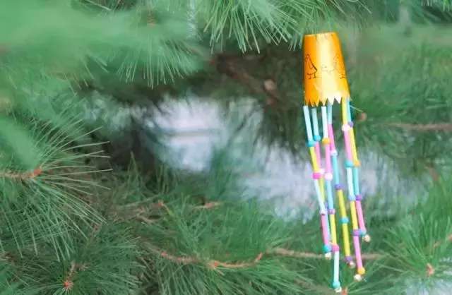 幼儿手工制作纸杯风铃简单又漂亮,diy制作风铃简单易学