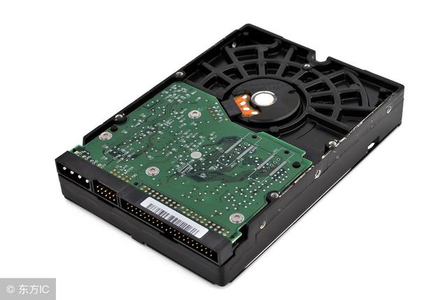 一台电脑能不能装两块硬盘,如何在一台电脑上装两块硬盘