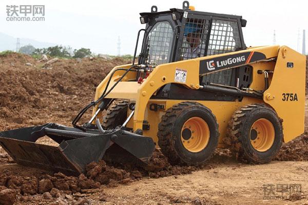 滑移装载机现状,装载机会不会被淘汰