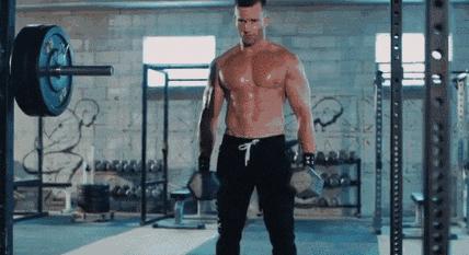 瘦子增肌的两套家庭哑铃健身计划,瘦的人如何用哑铃增肌