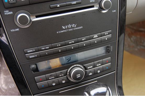 豪华车却只卖雅阁价，这台起亚开出去别人都以为是奔驰！可惜停产