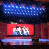 2018德云社封箱孟鹤堂踢大褂 (2020德云社封箱粉色大褂是谁)