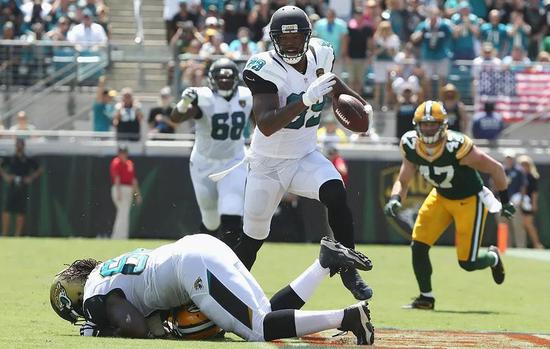 超级碗橄榄球49人极限反扑,超级碗橄榄球训练