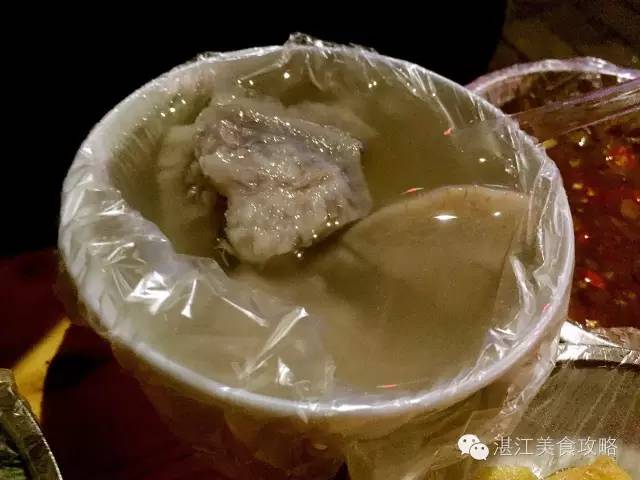 湛江20家“破店”，开着豪车的人都排队去吃！因为它够旧够破够味