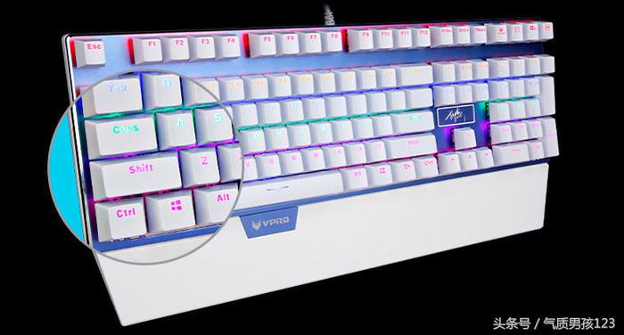 情人节给男朋友送什么平价礼物好,情人节适合买什么礼物给男朋友