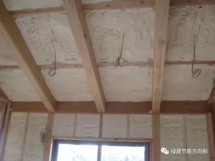 房间里特别冷而且很潮湿如何保温,顶楼冬天太冷怎么做保温