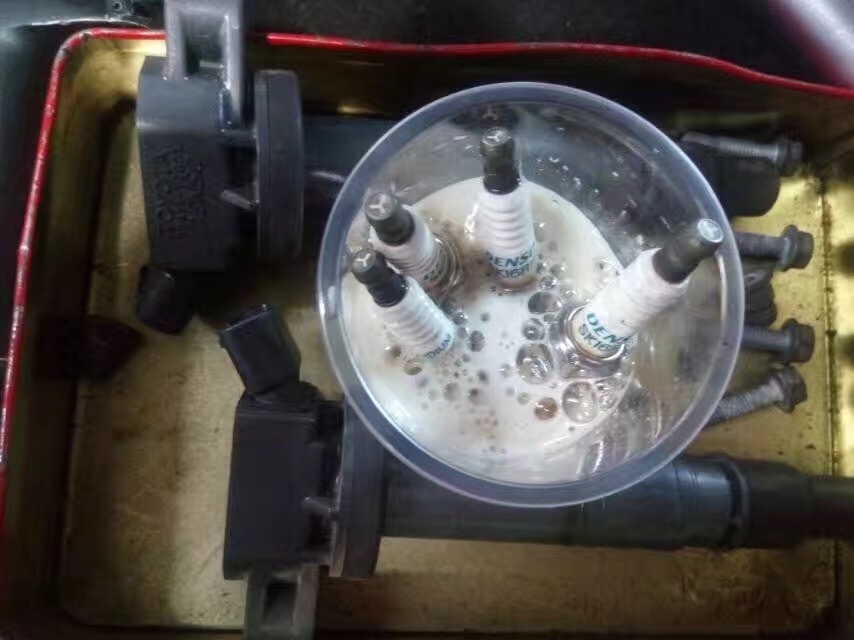 六代凯美瑞2.4烧机油如何解决,六代凯美瑞烧机油换气门油封